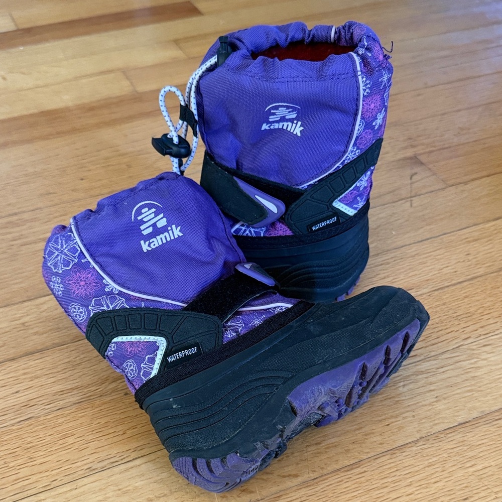 Kamik Girls Snow Boots Sz 9